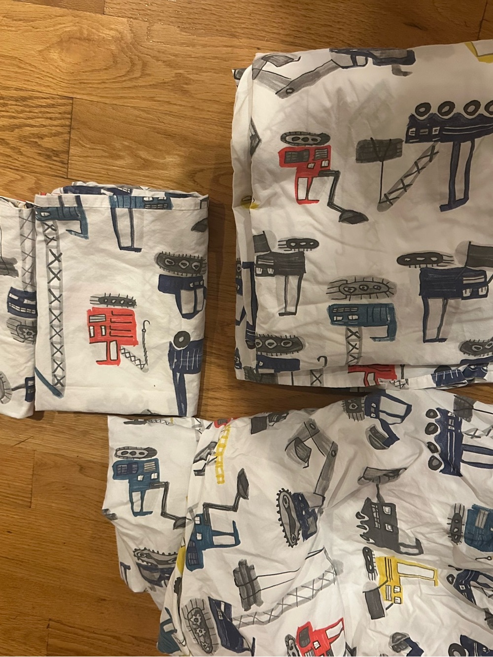 Pottery Barn Kids Full/Queen Sheet Set with Pillowcases in Construction Print